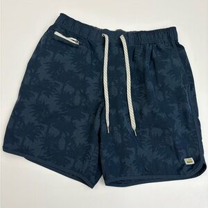 Vuori Palm Tree Blue Shorts Size Medium